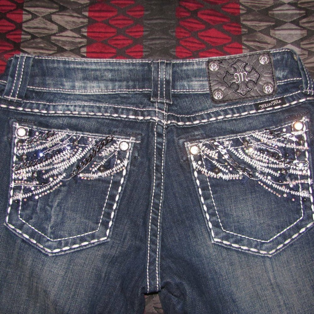 Miss Me Jeans Size 26 x 33 Easy Boot Low Rise Denim Studs chains sequins
